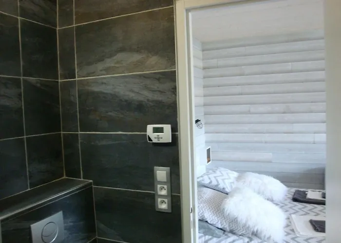 Les Epinettes Grand Terrasse Loggia *